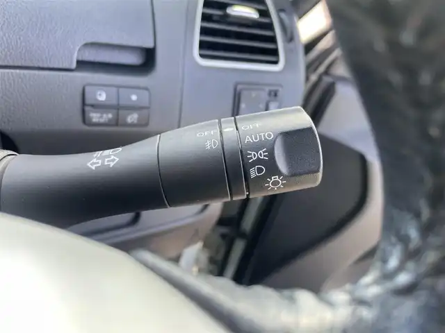 日産 セレナ ハイウェイS S HV Aセーフ 新潟県 2014(平26)年 8万km ブリリアントホワイトパール スマートキー×２/プッシュスタート/アラウンドビューモニター/両側パワースライドドア/純正フリップダウンモニター/純正アルミ/ETC/純正フロアマット/ドアバイザー/衝突防止装置