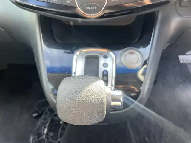 日産 セレナ ハイウェイS S HV Aセーフ 新潟県 2014(平26)年 8万km ブリリアントホワイトパール スマートキー×２/プッシュスタート/アラウンドビューモニター/両側パワースライドドア/純正フリップダウンモニター/純正アルミ/ETC/純正フロアマット/ドアバイザー/衝突防止装置