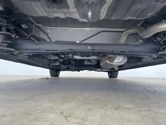 ホンダ Ｎ ＢＯＸ カスタム ターボ 大分県 2023(令5)年 2万km メテオロイドグレーメタリック ホンダセンシング搭載/・衝突軽減ブレーキ/・先行車発進お知らせ機能/・歩行者事故低減ステアリング/・路外逸脱抑制制御機能/・標識認識機能/・渋滞追従機能付アダプティブクルーズコントロール/・車線維持支援システム/・誤発進抑制機能/・後方誤発進抑制機能/・近距離衝突軽減ブレーキ/・急アクセル抑制機能/・パーキングセンサーシステム/・オートハイビーム/マルチビューカメラシステム/純正9型ナビ　型式：LXU-242NBi/・フルセグTV、CD/DVD、BT対応、USB/・AppleCarPlay、AndroidAuto/ステアリングスイッチ/両側電動スライドドア/ETC/ハーフレザーシート/・前席シートヒーター/パドルシフト/電動格納ミラー/純正フロアマット/オートライト/LEDヘッドライト/純正15インチアルミホイール/保証書、取説、スペアキー有