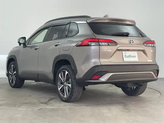 トヨタ カローラ クロス ハイブリッド Z 大分県 2023(令5)年 4.2万km アバンギャルドブロンズメタリック 純正ナビ（フルセグＴＶ／Ｂｌｕｅｔｏｏｔｈ/carplay）/トヨタセーフティーセンス/プリクラッシュセーフティー/レーダークルーズコントロール　/レーンアシスト/オートハイビーム/ブラインドスポットモニター/パワーバックドア　/ハーフレザーシート/運転席パワーシート　/前席シートヒーター　/ビルトインＥＴＣ　/純正ＡＷ　/電動格納ミラー/プッシュスタート・スマートキー