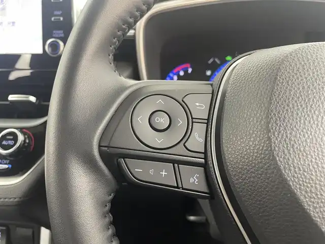 トヨタ カローラ クロス ハイブリッド Z 大分県 2023(令5)年 4.2万km アバンギャルドブロンズメタリック 純正ナビ（フルセグＴＶ／Ｂｌｕｅｔｏｏｔｈ/carplay）/トヨタセーフティーセンス/プリクラッシュセーフティー/レーダークルーズコントロール　/レーンアシスト/オートハイビーム/ブラインドスポットモニター/パワーバックドア　/ハーフレザーシート/運転席パワーシート　/前席シートヒーター　/ビルトインＥＴＣ　/純正ＡＷ　/電動格納ミラー/プッシュスタート・スマートキー