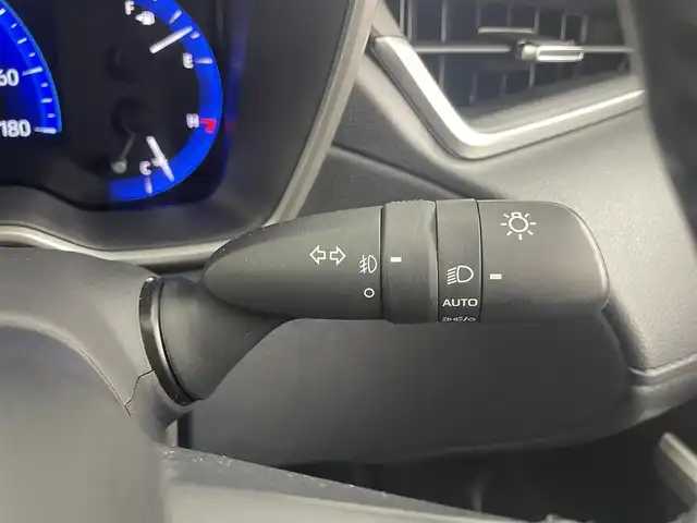 トヨタ カローラ クロス ハイブリッド Z 大分県 2023(令5)年 4.2万km アバンギャルドブロンズメタリック 純正ナビ（フルセグＴＶ／Ｂｌｕｅｔｏｏｔｈ/carplay）/トヨタセーフティーセンス/プリクラッシュセーフティー/レーダークルーズコントロール　/レーンアシスト/オートハイビーム/ブラインドスポットモニター/パワーバックドア　/ハーフレザーシート/運転席パワーシート　/前席シートヒーター　/ビルトインＥＴＣ　/純正ＡＷ　/電動格納ミラー/プッシュスタート・スマートキー