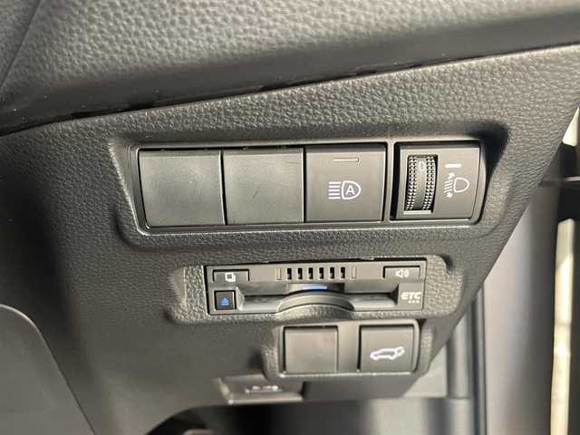 トヨタ カローラ クロス ハイブリッド Z 大分県 2023(令5)年 4.2万km アバンギャルドブロンズメタリック 純正ナビ（フルセグＴＶ／Ｂｌｕｅｔｏｏｔｈ/carplay）/トヨタセーフティーセンス/プリクラッシュセーフティー/レーダークルーズコントロール　/レーンアシスト/オートハイビーム/ブラインドスポットモニター/パワーバックドア　/ハーフレザーシート/運転席パワーシート　/前席シートヒーター　/ビルトインＥＴＣ　/純正ＡＷ　/電動格納ミラー/プッシュスタート・スマートキー