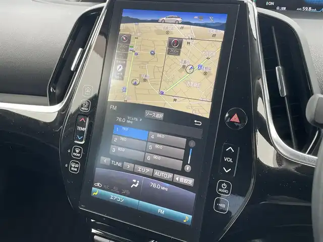 トヨタ プリウス ＰＨＶ S ナビパッケージ 滋賀県 2021(令3)年 3.6万km プラチナホワイトパールマイカ ワンオーナー/純正ナビ11.6型/・Bluetooth/前後ドラレコ/ETC2.0/革ステアリングリモコン/レーダークルーズコントロール/ブラインドスポットモニター/オートリトラミラー/パノラミックビューモニター/プリクラッシュセーフティーセンス/クリアランスソナー/LEDオートライト/オートハイビーム/フォグ/充電ケーブル/USB/RSA（ロードサインアシスト）