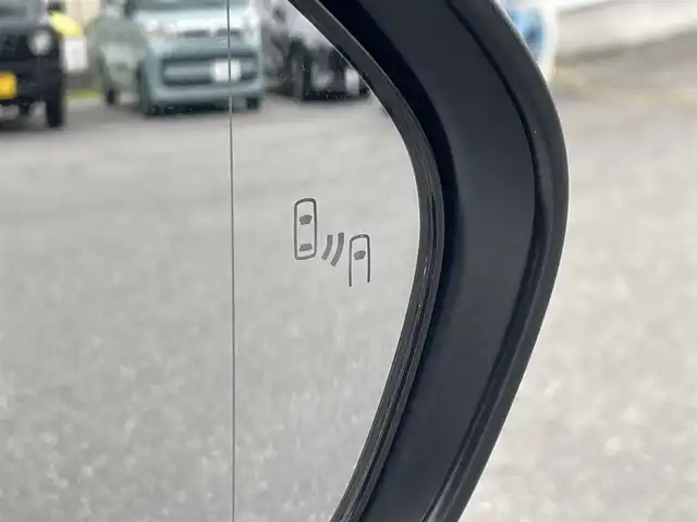 トヨタ プリウス ＰＨＶ S ナビパッケージ 滋賀県 2021(令3)年 3.6万km プラチナホワイトパールマイカ ワンオーナー/純正ナビ11.6型/・Bluetooth/前後ドラレコ/ETC2.0/革ステアリングリモコン/レーダークルーズコントロール/ブラインドスポットモニター/オートリトラミラー/パノラミックビューモニター/プリクラッシュセーフティーセンス/クリアランスソナー/LEDオートライト/オートハイビーム/フォグ/充電ケーブル/USB/RSA（ロードサインアシスト）