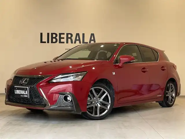 レクサス ＣＴ 200h Fスポーツ 熊本県 2021(令3)年 4.6万km レッドマイカクリスタルシャイン ・スマートキー/・プッシュスタート/・プリクラッシュセーフティ/・レーンデパーチャーアラート/・パーキングサポートアラート/・パーキングサポートブレーキ/・オートマティックハイビーム/・クルーズコントロール/・前席パワーシート/・前席シートヒーター /・ハンドルヒーター /・純正メモリナビ/　【BD・Bluetooth・USB・SD・AUX・MSV】/・フルセグTV/・バックカメラ/・ETC2.0/・LEDヘッドランプ/・LEDフォグランプ/・保証書/取説