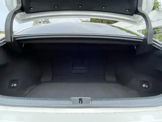 レクサス ＥＳ 300h 東京都 2019(平31)年 2.3万km ソニッククォーツ 新車時保証書 整備記録簿/取扱説明書　ナビ説明書/Lexus Ssfety System +/レーンキープアシスト/プリクラッシュセーフティー/レーダークルーズコントロール/BSM　PKSB/オートマチックハイビーム/純正メーカーSDナビ/フルセグTV/SD/CD/DVD/Blu-ray/SDREC/BT//USB/AUX/Miracast/バックカメラ　ビルトインETC【2.0】/Fドライブレコーダー/サンルーフ　レザーシート/シートヒーター/ベンチレーター/ハンドルヒーター/フロントパワーシート【運転席メモリー付】/3眼LEDヘッドライト/ヘッドアップディスプレイ/リヤ電動サンシェード/スマートキー×2/クリアランスソナー/AC100V1500W/サイド/カーテン/ニーエアバック/パドルシフト付革まきハンドル/純正18インチアルミ