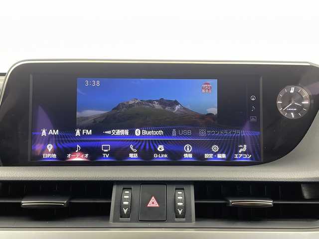 レクサス ＥＳ 300h 栃木県 2019(平31)年 2.4万km ソニッククォーツ 禁煙車/Lexus Ssfety System +/レーンキープアシスト/プリクラッシュセーフティー/レーダークルーズコントロール/BSM/PKSB/オートマチックハイビーム/純正メーカーSDナビ/(フルセグTV/SD/CD/DVD/Blu-ray/SDREC/BT/USB/AUX/Miracast)/バックカメラ/ビルトインETC/Fドライブレコーダー/サンルーフ　レザーシート/シートヒーター/ベンチレーター/ハンドルヒーター/フロントパワーシート/3眼LEDヘッドライト/ヘッドアップディスプレイ/リヤ電動サンシェード/クリアランスソナー/AC100V1500W/サイド/カーテン/ニーエアバック/パドルシフト付革巻きハンドル/純正18インチアルミ
