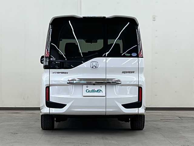 ホンダ ステップワゴン スパーダ アドバンスパッケージ α 道央・札幌 2016(平28)年 4.6万km ホワイトオーキッドパール /純正ナビ/（CD、DVD、BT、HDMI、フルセグ、ラジオ）//寒冷地仕様//両側パワースライドドア//ビルトインETC//レーンキープアシスト//横滑り防止装置//アイドリングストップ//レーダークルーズコントロール//衝突被害軽減システム//オートライト//フォグライト//オートエアコン//プッシュスタート//電動格納ミラー