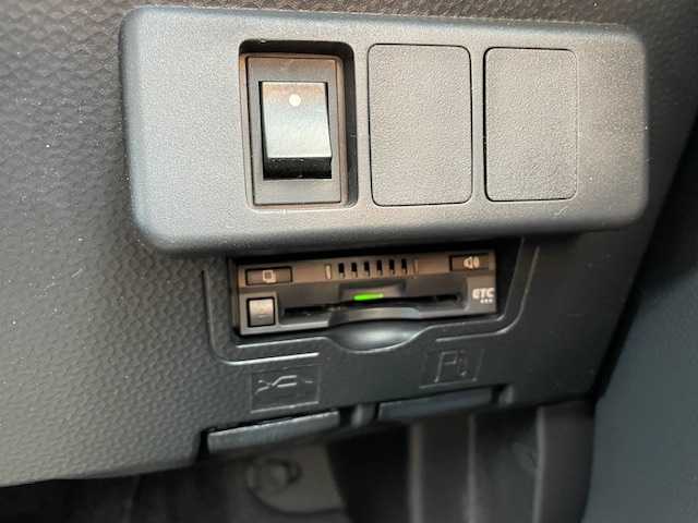 トヨタ タンク カスタムG S 大阪府 2018(平30)年 8.7万km パールホワイトⅢ ”(株)IDOMが運営する【じしゃロン堺店】の自社ローン専用車両になります。/こちらは現金またはオートローンご利用時の価格です。自社ローンご希望の方は別途その旨お申付け下さい”