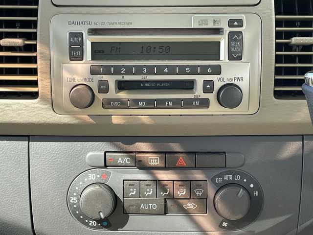 ダイハツ タント X 神奈川県 2005(平17)年 3.7万km ホワイト ＣＤ　/パワーステアリング/パワーウィンドウ/純正フロアマット/純正アルミホイール/ＡＢＳ/エアバック/リモコンキー