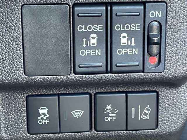 ホンダ フリード ハイブリット G 福島県 2023(令5)年 1.4万km プラチナホワイトパール 4WD 純正ナビ フルセグTV Bluetooth バックカメラ 両側パワースライドドア ホンダンセンシング オートクルーズ ETC LEDヘッドライト レーンキープ オートライト スマートキー