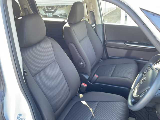 ホンダ フリード ハイブリット G 福島県 2023(令5)年 1.4万km プラチナホワイトパール 4WD 純正ナビ フルセグTV Bluetooth バックカメラ 両側パワースライドドア ホンダンセンシング オートクルーズ ETC LEDヘッドライト レーンキープ オートライト スマートキー