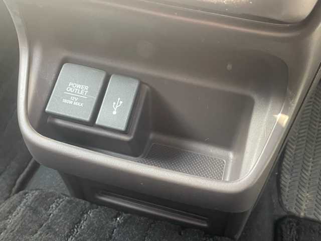 ホンダ フリード ハイブリット G 福島県 2023(令5)年 1.4万km プラチナホワイトパール 4WD 純正ナビ フルセグTV Bluetooth バックカメラ 両側パワースライドドア ホンダンセンシング オートクルーズ ETC LEDヘッドライト レーンキープ オートライト スマートキー