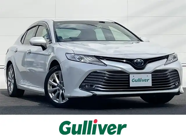 トヨタ カムリ G 佐賀県 2020(令2)年 2.5万km プラチナホワイトパールマイカ トヨタセーフティセンス/・プリクラッシュセーフティ/・レーダークルーズコントロール/・レーンディパーチャーアラート/・オートマチックハイビーム/BSM/クリアランスソナー/純正ディスプレイオーディオ/・T－Connectナビ/・フルセグTV/BT/CD/DVD/・バックカメラ/社外前後ドラレコ/純正17インチAW/ETC/パワーシート/LEDヘッドライト/スペアキー×１/取扱説明書