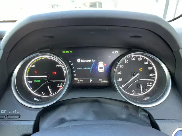 トヨタ カムリ G 佐賀県 2020(令2)年 2.5万km プラチナホワイトパールマイカ トヨタセーフティセンス/・プリクラッシュセーフティ/・レーダークルーズコントロール/・レーンディパーチャーアラート/・オートマチックハイビーム/BSM/クリアランスソナー/純正ディスプレイオーディオ/・T－Connectナビ/・フルセグTV/BT/CD/DVD/・バックカメラ/社外前後ドラレコ/純正17インチAW/ETC/パワーシート/LEDヘッドライト/スペアキー×１/取扱説明書