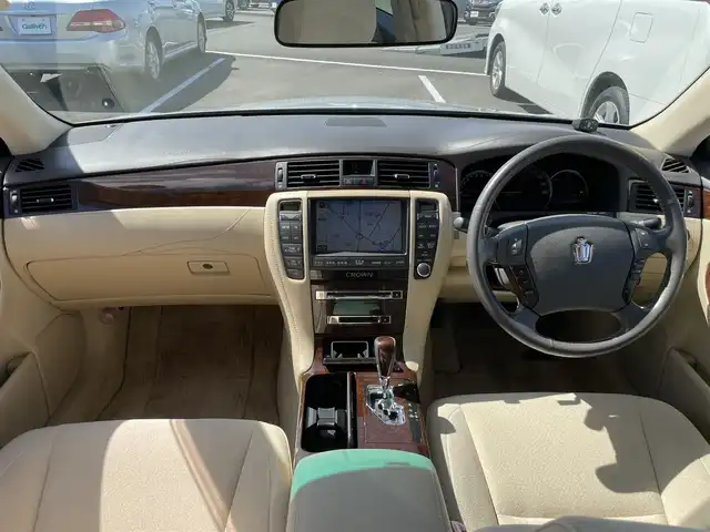 トヨタ クラウン ロイヤル Rサルーン 60th スペシャル 茨城県 2007(平19)年 6.9万km プレミアムシルバーパール 純正ナビ/【AM・FM・CD・DVD・HDD・MD・TV】/クルコン/ETC/Bカメラ/パワーシート/MTモード付AT/前後コーナーセンサー/電動リアサンシェード/オートライト/Fフォグ/キセノンライト/スマートキー/プッシュスタート
