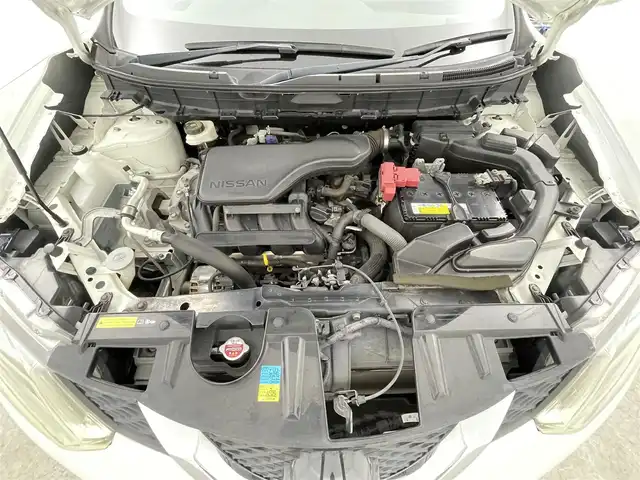 日産 エクストレイル 20X 千葉県 2014(平26)年 6.6万km ブリリアントホワイトパール 4WD/横滑り防止装置/ダウンヒルアシストコントロール/LEDオートライト/前席シートヒーター/カプロンシート/純正18インチアルミホイール/純正フロアマット/ウィンカーミラー/ETC