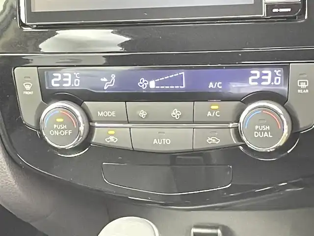 日産 エクストレイル 20X 千葉県 2014(平26)年 6.6万km ブリリアントホワイトパール 4WD/横滑り防止装置/ダウンヒルアシストコントロール/LEDオートライト/前席シートヒーター/カプロンシート/純正18インチアルミホイール/純正フロアマット/ウィンカーミラー/ETC