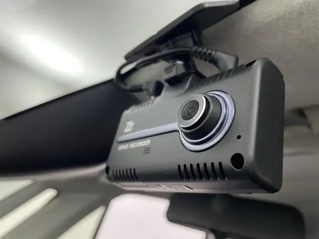 トヨタ ルーミー カスタムG 埼玉県 2022(令4)年 2.7万km ブラックマイカメタリック 純正９型ＤＡ　フルセグＴＶ　全方位カメラ　両側電動スライドドア　LED ヘッドライト　Bluetooth　ETC　前後ドライブレコーダー　アダプティブクルーズコントロール　スマートキー　衝突軽減