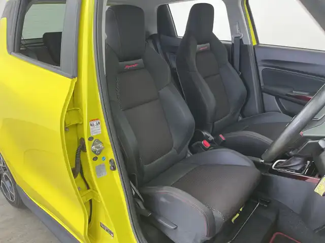 スズキ スイフト スポーツ セーフティPKG 三重県 2018(平30)年 4万km チャンピオンイエロー /禁煙車//社外10インチナビ/（ＣＤ.ＤＶＤ.ＢＴ.フルセグＴＶ）//バックカメラ//デュアルカメラブレーキサポート//レーンキープアシスト//レーダークルーズコントロール//ドライブレコーダー前後//パドルシフト//オートライト//スマートキー