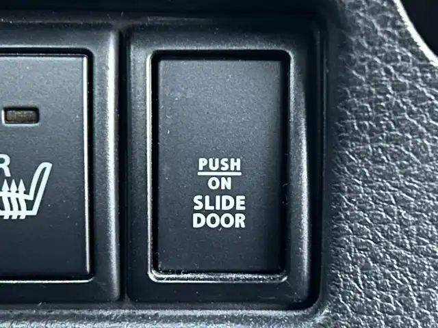 スズキ スペーシア カスタム Z 兵庫県 2017(平29)年 10.6万km ブルーイッシュブラックパール3 純正ナビ/BT/フルセグTV/バックカメラ/シートヒーター/片側パワースライドドア/オートライト/フォグランプ/純正14インチアルミ/純正フロアマット/純正ドアバイザー/スマートキー/プッシュスタート/スペアキー/衝突軽減ブレーキ