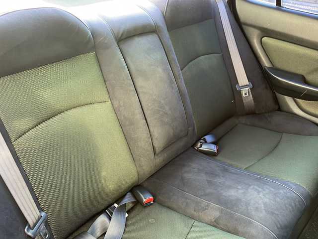 ホンダ アコード ユーロ R 千葉県 2000(平12)年 9.1万km ナイトホークブラックパール ５速マニュアル　ＲＥＣＡＲＯシート　ＨＩＤヘッドライト　オートエアコン　電動格納ミラー