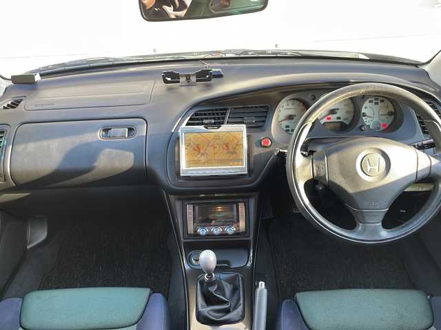 ホンダ アコード ユーロ R 千葉県 2000(平12)年 9.1万km ナイトホークブラックパール ５速マニュアル/ＲＥＣＡＲＯシート/ＨＩＤヘッドライト/オートエアコン/電動格納ミラー