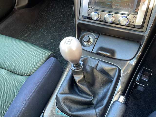 ホンダ アコード ユーロ R 千葉県 2000(平12)年 9.1万km ナイトホークブラックパール ５速マニュアル/ＲＥＣＡＲＯシート/ＨＩＤヘッドライト/オートエアコン/電動格納ミラー