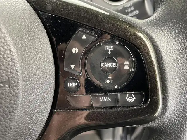 ホンダ Ｎ ＢＯＸ カスタム G L ホンダセンシング 富山県 2020(令2)年 2.4万km クリスタルブラックパール 純正ナビ（AM/FM/DVD/BT/USB/フルセグ）/バックカメラ/ビルトインETC/両側パワースライドドア/D/N席シートヒーター/衝突被害軽減システム/レーダークルーズコントロール/レーンキープアシスト/横滑り防止装置/オートLEDライト/フォグライト/純正アルミホイール/純正フロアマット/ステアリングスイッチ/レザー調シートカバー/スマートキー