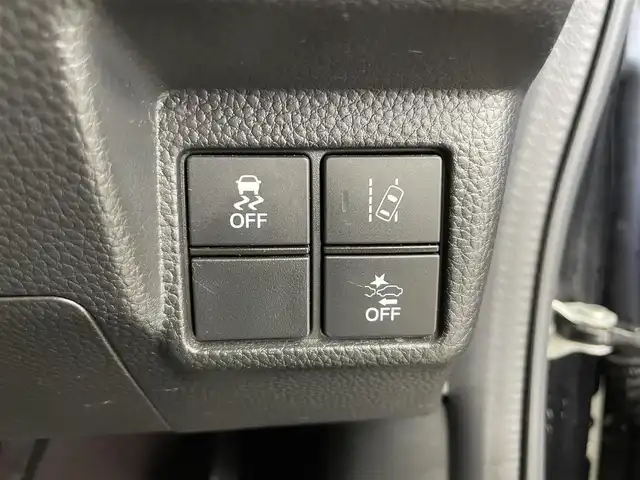 ホンダ Ｎ ＢＯＸ カスタム G L ホンダセンシング 富山県 2020(令2)年 2.4万km クリスタルブラックパール 純正ナビ（AM/FM/DVD/BT/USB/フルセグ）/バックカメラ/ビルトインETC/両側パワースライドドア/D/N席シートヒーター/衝突被害軽減システム/レーダークルーズコントロール/レーンキープアシスト/横滑り防止装置/オートLEDライト/フォグライト/純正アルミホイール/純正フロアマット/ステアリングスイッチ/レザー調シートカバー/スマートキー