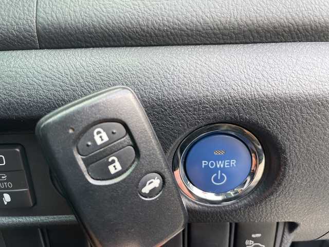 トヨタ ＳＡＩ G 岐阜県 2013(平25)年 7.3万km グレーマイカM 登録時走行距離72363ｋｍ/純正ナビ/バックモニター/フルセグTV/クルーズコントロール/電動パワーシート/ビルトインETC/前後ドライブレコーダー/純正アルミホイール/純正フロアマット/LEDヘッドライト/電動格納ミラー/オートライト/盗難防止装置/禁煙車