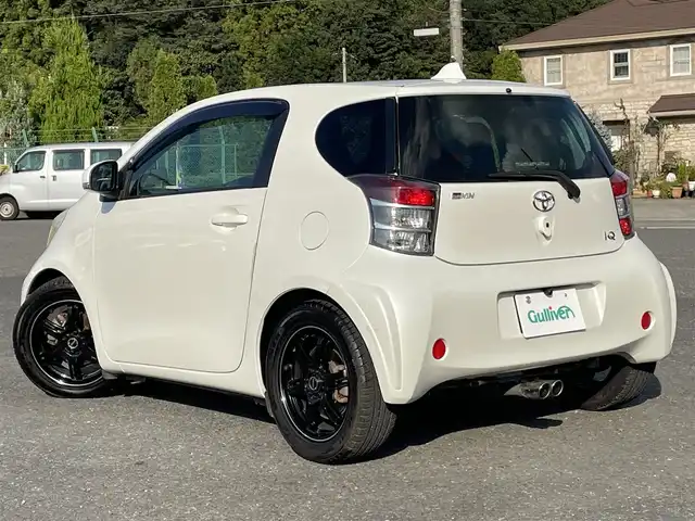 トヨタ ｉＱ GRMN 千葉県 2009(平21)年 6.6万km ホワイトパールクリスタルシャイン 100台限定車/純正レイズ製16AW/純正センター出しマフラー/社外ディスプレイオーディオ/社外バックカメラ/社外ドライブレコーダー/保証書/取扱説明書/スペアキー