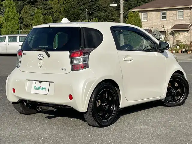 トヨタ ｉＱ GRMN 千葉県 2009(平21)年 6.6万km ホワイトパールクリスタルシャイン 100台限定車/純正レイズ製16AW/純正センター出しマフラー/社外ディスプレイオーディオ/社外バックカメラ/社外ドライブレコーダー/保証書/取扱説明書/スペアキー