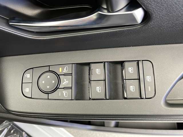 日産 セレナ e－4ORCE ハイウェイスターV 長野県 2025(令7)年 0.1千km プリズムホワイト 4WD/純正ナビ(AM/FM/BT/USB)/全方位カメラ(フロント、サイド、バック)/フルセグTV/ビルトインETC2.0/プロパイロット/インテリジェントクルーズコントロール/パーキングアシスト/レーンキープアシスト/衝突軽減装置/盗難防止装置/両側パワースライドドア/標識検知支援/オートブレーキホールド/デジタルインナーミラー/置くだけ充電/前席シートヒーター/ハンドルヒーター/オートライト/オートマチックハイビーム/LEDヘッドライト/スペアキー1本