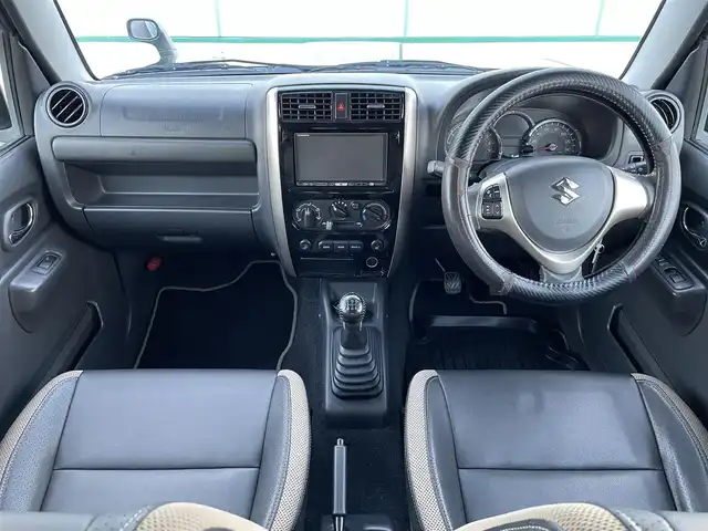 スズキ ジムニー ランドベンチャー 新潟県 2017(平29)年 5.8万km クールカーキPM ４WD/社外HDDナビ（AVIC-HRZ088）/CD/DVD/ワンセグTV/純正16インチアルミホイール/純正フロアマット/リモコンキー/スペアーキー1本/保証書/取扱説明書