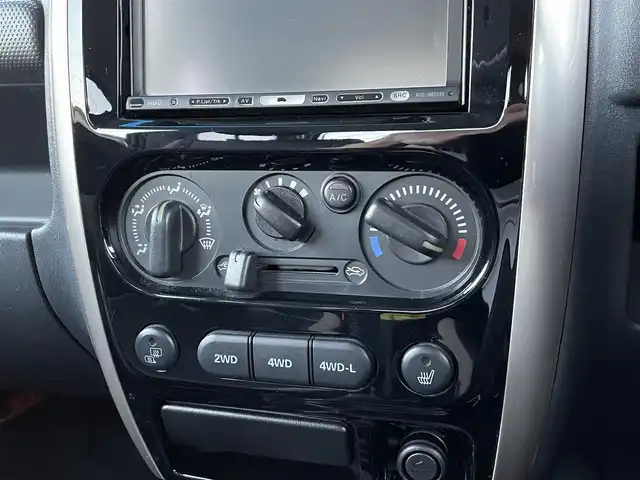 スズキ ジムニー ランドベンチャー 新潟県 2017(平29)年 5.8万km クールカーキPM ４WD/社外HDDナビ（AVIC-HRZ088）/CD/DVD/ワンセグTV/純正16インチアルミホイール/純正フロアマット/リモコンキー/スペアーキー1本/保証書/取扱説明書
