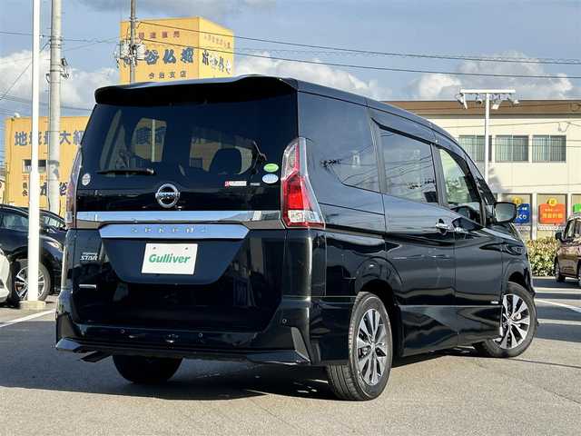 日産 セレナ ハイウェイスター Vセレクション 愛媛県 2018(平30)年 7.6万km ダイヤモンドブラック 禁煙車/登録時走行距離：75170km/ALPINE製11インチナビ/CD/DVD/フルセグTV/Bluetooth/全方位カメラ/バックカメラ/デジタルインナーミラー/前方ドライブレコーダー(SDカードなし)/ビルトインETC/衝突被害軽減システム/クリアランスソナー/横滑り防止装置/レーンキープアシスト/レーダークルーズコントロール/LEDヘッドライト/フォグランプ/オートライト/両側パワースライドドア/ハンズフリーパワースライドドア/リアテーブル/エンジンスタートボタン/スマートキー/純正フロアマット/純正16インチアルミホイール