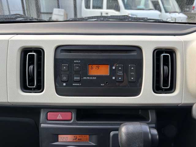 スズキ アルト X 福岡県 2015(平27)年 4.4万km シルキーシルバーメタリック オーディオ/（AM/FM/CD/AUX）/横滑り防止/衝突軽減/アイドリングストップ/ヒートシーター（運転席）/純正アルミホイール/電格ミラー/プッシュスタート/スペアキー×1/保証書