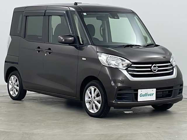 日産 デイズ ルークス X Vセレクション 道央・札幌 2019(平31)年 6.8万km アッシュブラウンM ・４WD/・社外ナビ/CD/DVD/BT/SD/AUX/・フルセグTV/・バックカメラ/・アラウンドビューモニター/・プッシュスタート/・前後コーナーセンサー/・衝突軽減/・横滑り防止/・アイドリングストップ/・HIDヘッドライト/・純正フロアマット/・スマートキー/・純正14インチアルミホイール/・社外14インチアルミホイールスタッドレス積込