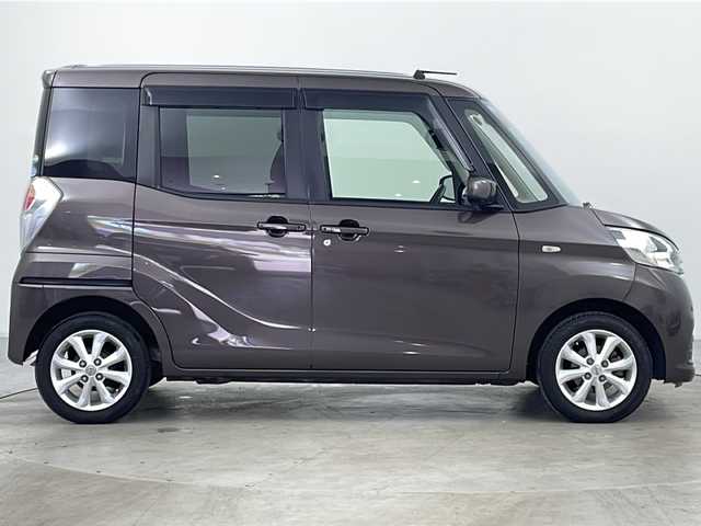 日産 デイズ ルークス X Vセレクション 道央・札幌 2019(平31)年 6.8万km アッシュブラウンM ・４WD/・社外ナビ/CD/DVD/BT/SD/AUX/・フルセグTV/・バックカメラ/・アラウンドビューモニター/・プッシュスタート/・前後コーナーセンサー/・衝突軽減/・横滑り防止/・アイドリングストップ/・HIDヘッドライト/・純正フロアマット/・スマートキー/・純正14インチアルミホイール/・社外14インチアルミホイールスタッドレス積込