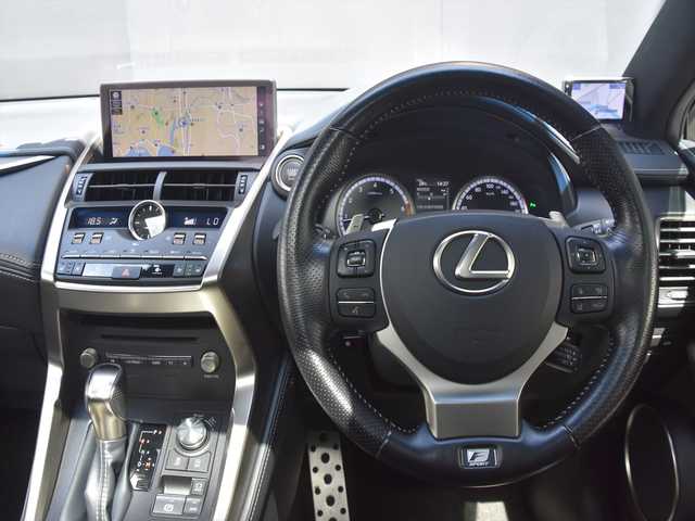 レクサス ＮＸ 300 Fスポーツ 和歌山県 2018(平30)年 5.4万km ソニッククォーツ メーカーナビ /TVキャンセラー/フルセク/CD/DVD/SD/USB/AUX/サウンド ライブ ラリ/バ ックカメラ サイド ビ ュー /サンルーフ/TRDフロント/サイド/リアエアロ/TRDスポ ーツマフラー /ハンズ フリーパ ワーバ ックド ア/三眼LEDオートライト /フォグ /AHS/純正18AW /17AWスタッド レスタイヤ付車載/シーケンシャルウィンカー /オートリトラウィンカーミラー/Lexus Safety System+ /PCS/LDA/PKBS/クリアランスソナー/レーダ ークルーズ コントロール /Stop&Startシステム /TRC/TPMS/ASC/AC100V /アナログ時計 /ビ ルトインETC2.0 /前後ド ラレコ/パドルシフト/黒色レザ ーシート /前席シートヒーター /前席ベ ンチレーション/前席パ ワーシート /シートメモリ /純正フロアマット /純正ド アバ イザ ー/保証書 /取説 /スペアキー /カードキー