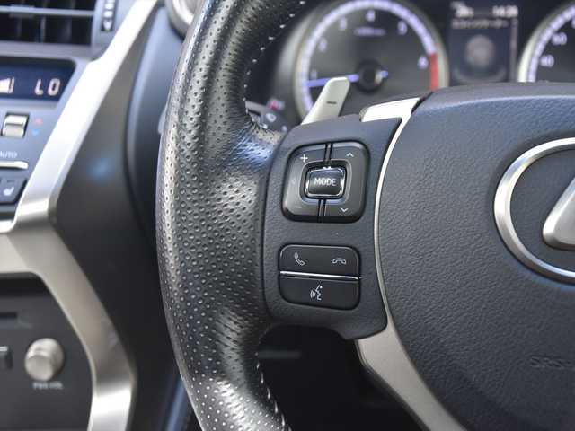 レクサス ＮＸ 300 Fスポーツ 和歌山県 2018(平30)年 5.4万km ソニッククォーツ メーカーナビ /TVキャンセラー/フルセク/CD/DVD/SD/USB/AUX/サウンド ライブ ラリ/バ ックカメラ サイド ビ ュー /サンルーフ/TRDフロント/サイド/リアエアロ/TRDスポ ーツマフラー /ハンズ フリーパ ワーバ ックド ア/三眼LEDオートライト /フォグ /AHS/純正18AW /17AWスタッド レスタイヤ付車載/シーケンシャルウィンカー /オートリトラウィンカーミラー/Lexus Safety System+ /PCS/LDA/PKBS/クリアランスソナー/レーダ ークルーズ コントロール /Stop&Startシステム /TRC/TPMS/ASC/AC100V /アナログ時計 /ビ ルトインETC2.0 /前後ド ラレコ/パドルシフト/黒色レザ ーシート /前席シートヒーター /前席ベ ンチレーション/前席パ ワーシート /シートメモリ /純正フロアマット /純正ド アバ イザ ー/保証書 /取説 /スペアキー /カードキー