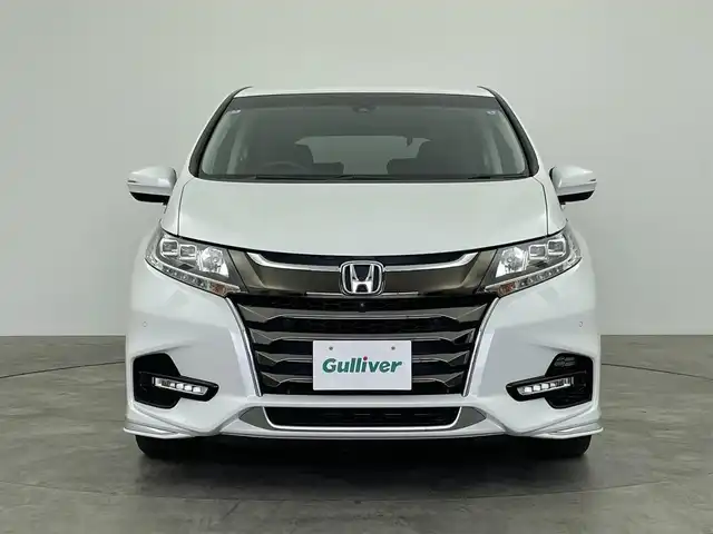 ホンダ オデッセイ ハイブリッド アブソルート・EXホンダセンジング 群馬県 2018(平30)年 2.6万km プラチナホワイトパール フリップダウンモニター　純正メモリーナビ　マルチビューカメラ　アダプティブクルーズコントロール　ＢＳＭ　ＬＥＤライト　ハーフレザー　シートヒーター　純正１７インチＡＷ　ＥＴＣ２．０　スマートキー　禁煙