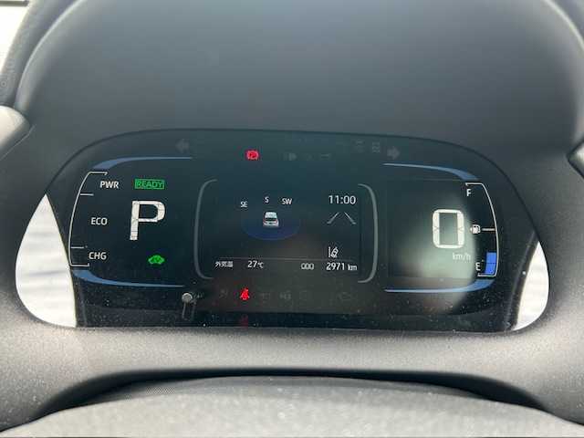 トヨタ アクア G 東京都 2024(令6)年 0.3万km プラチナホワイトパールマイカ ワンオーナー/純正10.5インチディスプレイオーディオナビ//AM/FM/BT/バックカメラ/セーフティセンス/・プリクラッシュセーフティ/・レーントレーシングアシスト/・レーダークルーズコントロール/・オートマチックハイビーム/・ロードアシストサイン/プッシュスタート/革巻きステアリング/ステアリングスイッチ/ETC2.0/LEDヘッドライト/スペアキー×1/保証書/取扱説明書