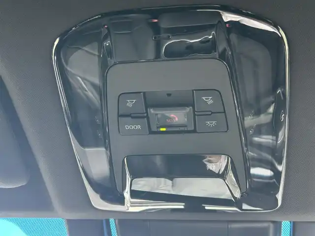 トヨタ ハリアー G 和歌山県 2021(令3)年 9万km ホワイトパールクリスタルシャイン 純正ナビ＜フルセグTV/BT/FM/AM/USB/AUX＞/電動リアゲート/デジタルインナーミラー/バックカメラ/ETC/MODELLISTAエアロパーツ/D席パワーシート/ブラインドスポットモニター/レーダークルーズ/レーントレーシングアシスト/プリクラッシュセーフティ/クリアランスソナー/純正アルミホイール/純正フロアマット/純正ドアバイザー/社外レーダー/スマートキー
