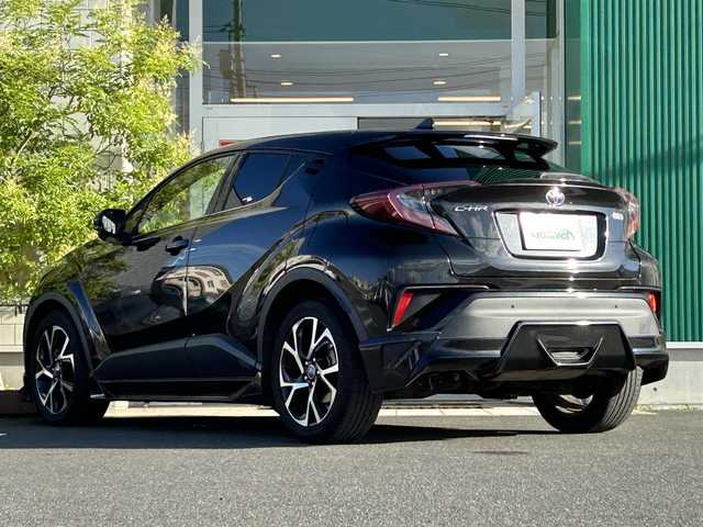 トヨタ Ｃ－ＨＲ G 岡山県 2019(令1)年 11.6万km ブラックマイカ 社外ナビ/フルセグTV、CD、DVD、Bluetooth、AM、FM/ＴＲＤフルエアロ/純正ＡＷ18inch/純正フロアマット/前席シートヒーター/前後カメラ/前後ドライブレコーダー/クルーズコントロール/プッシュスタート/ETC/ワンオーナー/横滑り防止/盗難防止/オートライト/オートマチックハイビーム