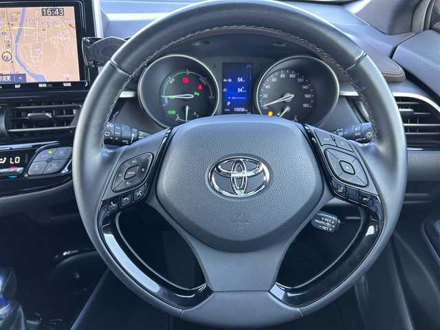 トヨタ Ｃ－ＨＲ G 岡山県 2019(令1)年 11.6万km ブラックマイカ 社外ナビ/フルセグTV、CD、DVD、Bluetooth、AM、FM/ＴＲＤフルエアロ/純正ＡＷ18inch/純正フロアマット/前席シートヒーター/前後カメラ/前後ドライブレコーダー/クルーズコントロール/プッシュスタート/ETC/ワンオーナー/横滑り防止/盗難防止/オートライト/オートマチックハイビーム
