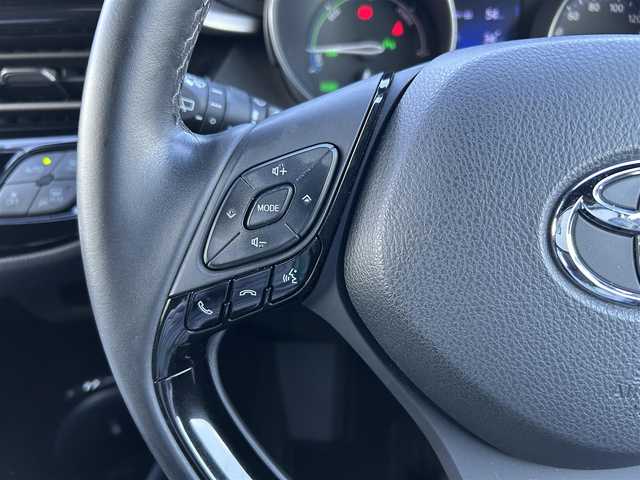 トヨタ Ｃ－ＨＲ G 岡山県 2019(令1)年 11.6万km ブラックマイカ 社外ナビ/フルセグTV、CD、DVD、Bluetooth、AM、FM/ＴＲＤフルエアロ/純正ＡＷ18inch/純正フロアマット/前席シートヒーター/前後カメラ/前後ドライブレコーダー/クルーズコントロール/プッシュスタート/ETC/ワンオーナー/横滑り防止/盗難防止/オートライト/オートマチックハイビーム
