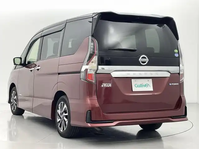 日産 セレナ e－パワー ハイウェイスター V 熊本県 2020(令2)年 4万km マルーンレッド 2トーン 純正10インチナビ（ＣＤ・ＤＶＤ・フルセグ・ＢＴ）/全周囲カメラ　/純正フリップダウンモニター　/純正前後ドライブレコーダー　/ビルトインＥＴＣ　/両側パワースライドドア　/前後クリアランスソナー/インテリジェントパーキングアシスト　/プロパイロット/車線逸脱警報/車線逸脱防止支援システム/ブラインドスポットモニター/標識認識機能/ふらつき警報機能/オートハイビーム/ステアリングヒーター/純正16インチAW/オートライト/LEDヘッドライト/フォグランプ/スマートキー/プッシュスタート